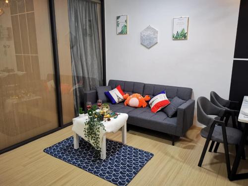 DS13 50inch 4k Netflix mrt near SB Hospital Dsara in Sungai Buloh DS13 50inch 4k Netflix mrt near SB Hospital Dsara in Sungai Buloh