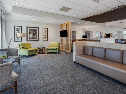 外部景觀, Holiday Inn Express And Suites Ruskin By IHG in 拉斯金 外部景觀, Holiday Inn Express And Suites Ruskin By IHG in 拉斯金