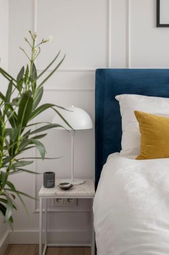 Stylowy apartament przy metrze