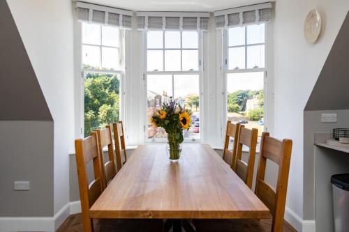 Rare Gullane 4 bedroom, 4 bath, Golf / Beach in Gullane Rare Gullane 4 bedroom, 4 bath, Golf / Beach in Gullane