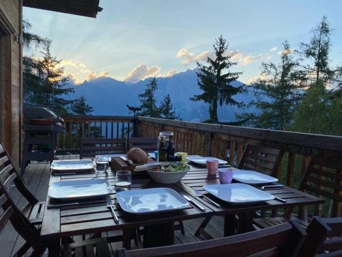 Ann LANDSCAPED & LUXE chalet 8 pers by Alpvision Residences in Nendaz Ann LANDSCAPED & LUXE chalet 8 pers by Alpvision Residences in Nendaz