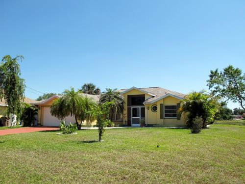Holiday Home Lehigh Acres in Lehigh Acres (FL) Holiday Home Lehigh Acres in Lehigh Acres (FL)