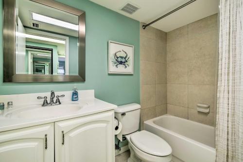 Fort Pierce Condo with Community Pool and Hot Tub in Fort Pierce Beach Fort Pierce Condo with Community Pool and Hot Tub in Fort Pierce Beach