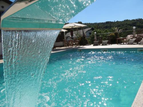 Басейн, Tourist farm Pri Andrejevih in Нарін Басейн, Tourist farm Pri Andrejevih in Нарін