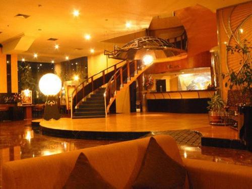 Lobby, Hotel Oval near Surabaya's Zoo Lobby, Hotel Oval near Surabaya's Zoo