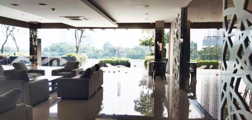 ห้องส่วนกลางสำหรับนั่งเล่น/ดูทีวี, U Residence Tower2 Unit 5635 Lippo Karawaci. near ซูเปอร์มอล การาวาจี ห้องส่วนกลางสำหรับนั่งเล่น/ดูทีวี, U Residence Tower2 Unit 5635 Lippo Karawaci. near ซูเปอร์มอล การาวาจี