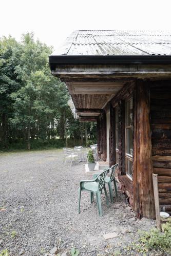 Lilly Lodge; nestled within the forest. in Maghera Lilly Lodge; nestled within the forest. in Maghera