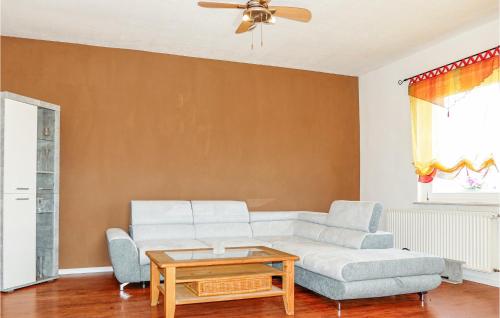 Amazing home in Kalbe- Milde -Kakerbec with WiFi and 2 Bedrooms in คัลเบอ (มิลเดอ) Amazing home in Kalbe- Milde -Kakerbec with WiFi and 2 Bedrooms in คัลเบอ (มิลเดอ)