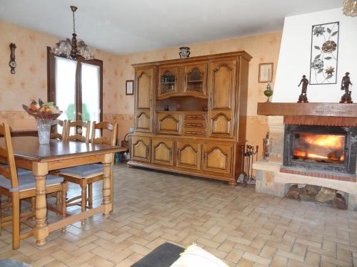 المرافق, Au plaisir des pêcheurs - Les Sceps (Au plaisir des pecheurs - Les Sceps) in ماراي المرافق, Au plaisir des pêcheurs - Les Sceps (Au plaisir des pecheurs - Les Sceps) in ماراي