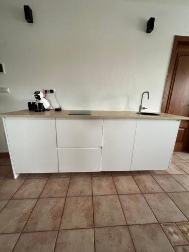 Kitchen, B-Guest House in Oristano Kitchen, B-Guest House in Oristano