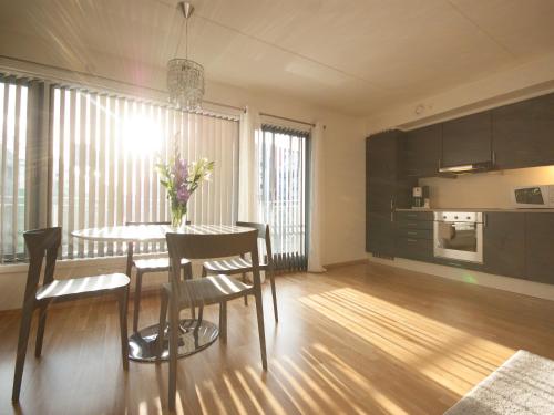 ห้องครัว, เบียร์วิกา อพาร์ตเมนต์ เทียเทร์พลาสเทน ออสโล ซิตี้เซ็นเตอร์ (BJØRVIKA APARTMENTS, Teaterplassen, Oslo city center) near มันช์ มิวเซียม ห้องครัว, เบียร์วิกา อพาร์ตเมนต์ เทียเทร์พลาสเทน ออสโล ซิตี้เซ็นเตอร์ (BJØRVIKA APARTMENTS, Teaterplassen, Oslo city center) near มันช์ มิวเซียม