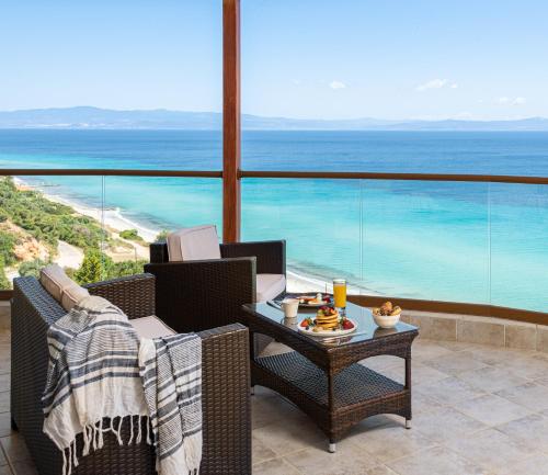 Balcony/terrace, Blue Bay Hotel in Chalkidiki Balcony/terrace, Blue Bay Hotel in Chalkidiki