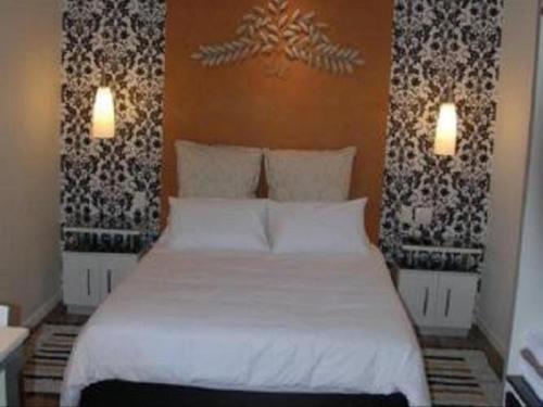 Knysna Inn in נייזנה Knysna Inn in נייזנה