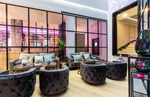 Фойє, NYX Hotel Bilbao by Leonardo Hotels in Бекона Фойє, NYX Hotel Bilbao by Leonardo Hotels in Бекона