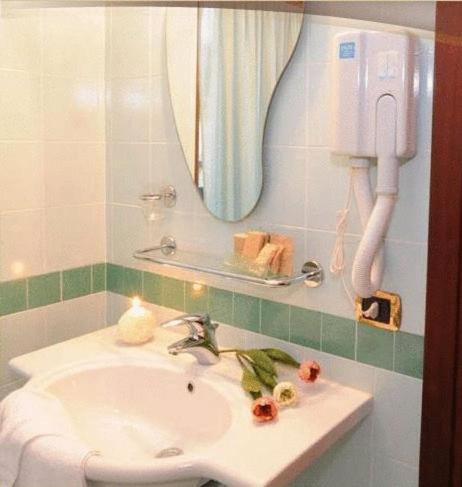 This photo about Hotel La Spia D'Italia shared on HyHotel.com