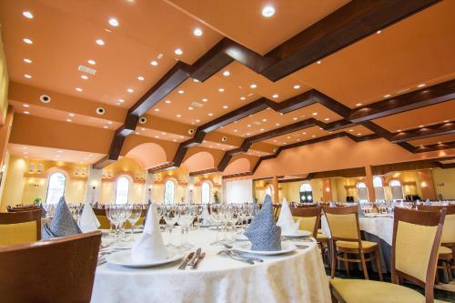 Bankett-terem, Hotel Abades Guadix in Guadix Bankett-terem, Hotel Abades Guadix in Guadix