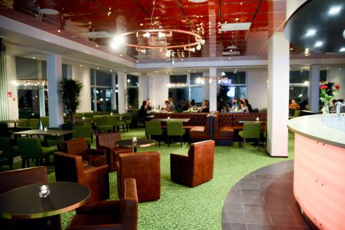Паб/Коктейль-бар, Hotel Red & Green in Лапваартті Паб/Коктейль-бар, Hotel Red & Green in Лапваартті
