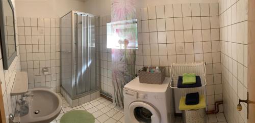Bathroom, Ferienwohnung Kramer in Aumund Bathroom, Ferienwohnung Kramer in Aumund