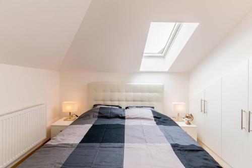 Apartments Adversarium