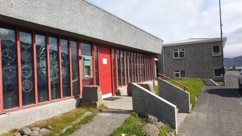 A szálláshely kívülről, The Bank Sleeping Guesthouse in Neskaupstadur A szálláshely kívülről, The Bank Sleeping Guesthouse in Neskaupstadur