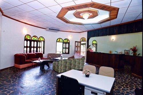 大厅, 西必洛森林度假村 (Sepilok Jungle Resort) in 山打根 大厅, 西必洛森林度假村 (Sepilok Jungle Resort) in 山打根