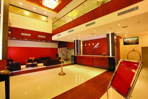Lobby, Holiday Vista Thekkady- Near Periyar Wildlife Sanctuary with sky view pool in Thekkady Lobby, Holiday Vista Thekkady- Near Periyar Wildlife Sanctuary with sky view pool in Thekkady