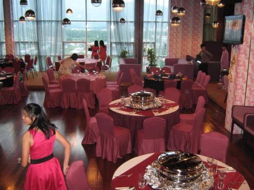 Banquet hall, Courtyard Hotel in 1 Borneo Banquet hall, Courtyard Hotel in 1 Borneo
