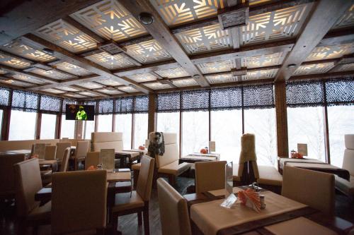 Khantyyskaya Gorka Hotel in Nefteyugansk Khantyyskaya Gorka Hotel in Nefteyugansk