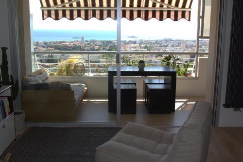 Apartment design calme garage piscine vue exceptionnelle in Saint-Laurent-du-Var Apartment design calme garage piscine vue exceptionnelle in Saint-Laurent-du-Var