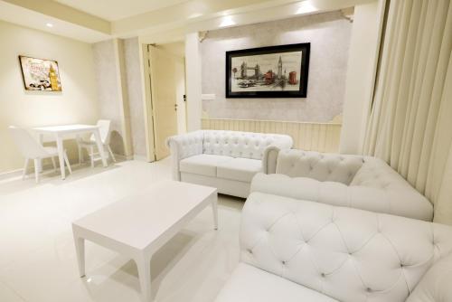 Palvelut, AJ Grand Hotel in Mangalore Palvelut, AJ Grand Hotel in Mangalore