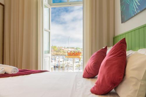 Guestroom, Naval Guest House in Vila Do Conde Guestroom, Naval Guest House in Vila Do Conde