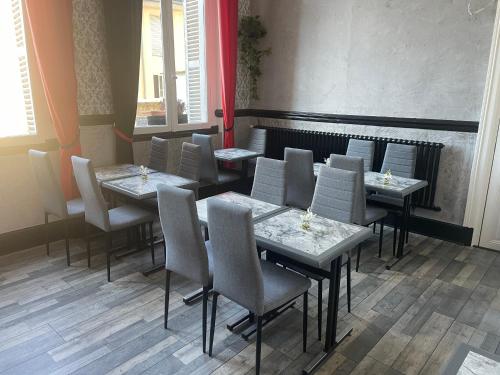 Aliments i begudes, Hotel Au Chapon Fin in Centre de Poitiers Aliments i begudes, Hotel Au Chapon Fin in Centre de Poitiers