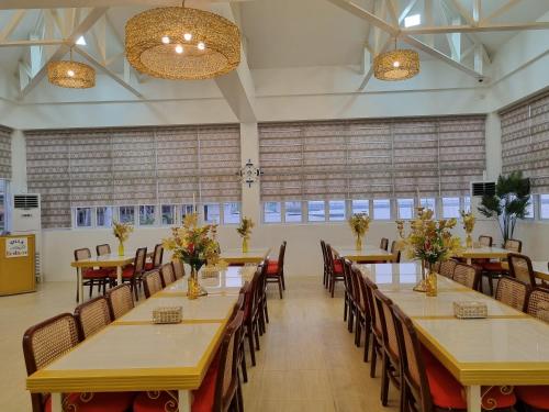 VILLA EXCELLANCE BEACH AND WAVE POOL RESORT in Tanza VILLA EXCELLANCE BEACH AND WAVE POOL RESORT in Tanza