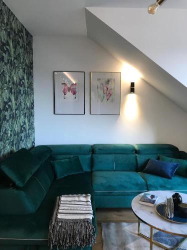 Zielony apartament z widokiem na jezioro in Zlotow Zielony apartament z widokiem na jezioro in Zlotow