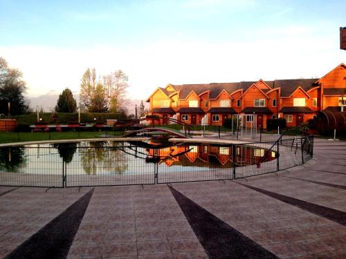 Úszómedence, Apart Hotel Sol y Lago in Villarrica Úszómedence, Apart Hotel Sol y Lago in Villarrica