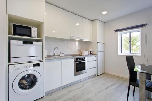 Kitchen, Casa de Cristelos in Lousada Kitchen, Casa de Cristelos in Lousada