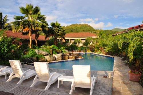Zwembad, Sunset Resort in Arorangi Zwembad, Sunset Resort in Arorangi