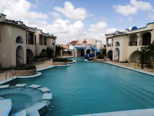 Conjunto Vacacional Mediterranea Villas in Chichiriviche Conjunto Vacacional Mediterranea Villas in Chichiriviche