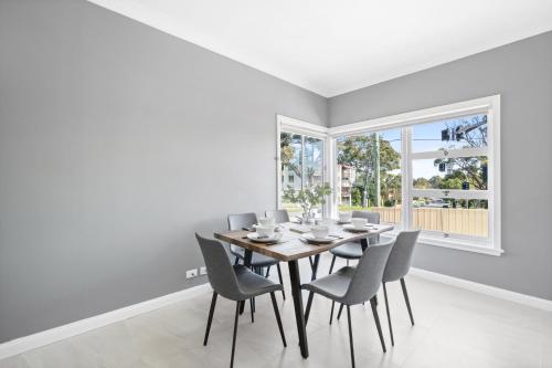 Facilities, New 2 Bedroom House 500m to Mall with Free Parking in Bankstown Facilities, New 2 Bedroom House 500m to Mall with Free Parking in Bankstown