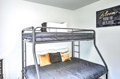 Charming Springfield Escape with Furnished Deck in Springfield (TN) Charming Springfield Escape with Furnished Deck in Springfield (TN)