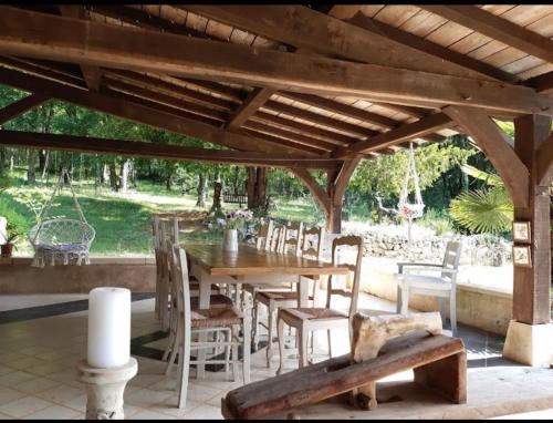 Facilities, Domaine La Chenaie in Savignac-les-Eglises Facilities, Domaine La Chenaie in Savignac-les-Eglises