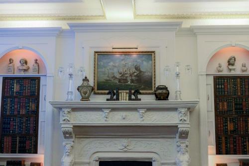 Night Hotel Broadway in New York (NY) Night Hotel Broadway in New York (NY)