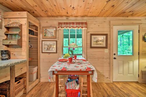 Rejuvenating Emersons Cabin in Chatsworth! in Chatsworth (GA) Rejuvenating Emersons Cabin in Chatsworth! in Chatsworth (GA)