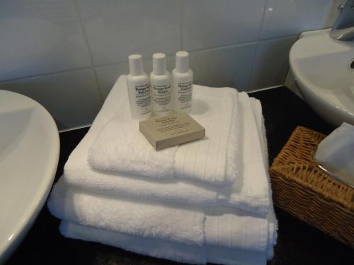 This photo about Plantation House Bed & Breakfast shared on HyHotel.com