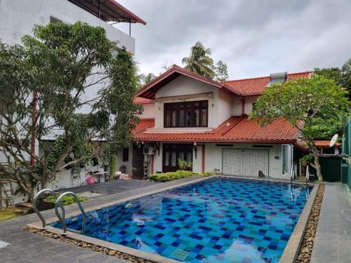 Swimming pool, THIRU VILLA in Ja-Ela Swimming pool, THIRU VILLA in Ja-Ela