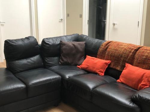 Garden Cottage, heated indoor pool, tennis court in Frensham Garden Cottage, heated indoor pool, tennis court in Frensham