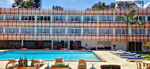 Exterior view, Sentrim Boulevard Hotel in Nairobi Exterior view, Sentrim Boulevard Hotel in Nairobi