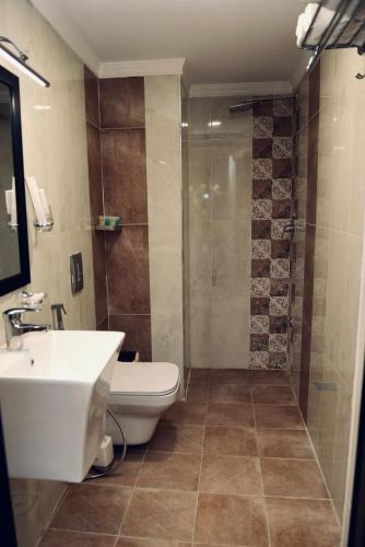 Bathroom, Syros Hotel Erbil Center in Erbil Bathroom, Syros Hotel Erbil Center in Erbil