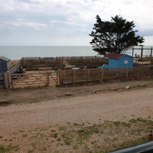 Beachfront Studio in Pevensey Beachfront Studio in Pevensey