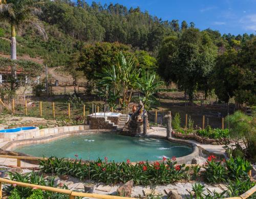 Bazen, Casa de Campo c Piscina e Churrasq em Heliodora MG in Lambari (Minas Gerais) Bazen, Casa de Campo c Piscina e Churrasq em Heliodora MG in Lambari (Minas Gerais)